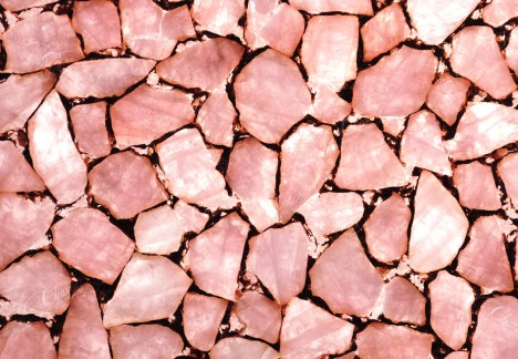 Quartz Pink With Gold Small - Detail Backlit